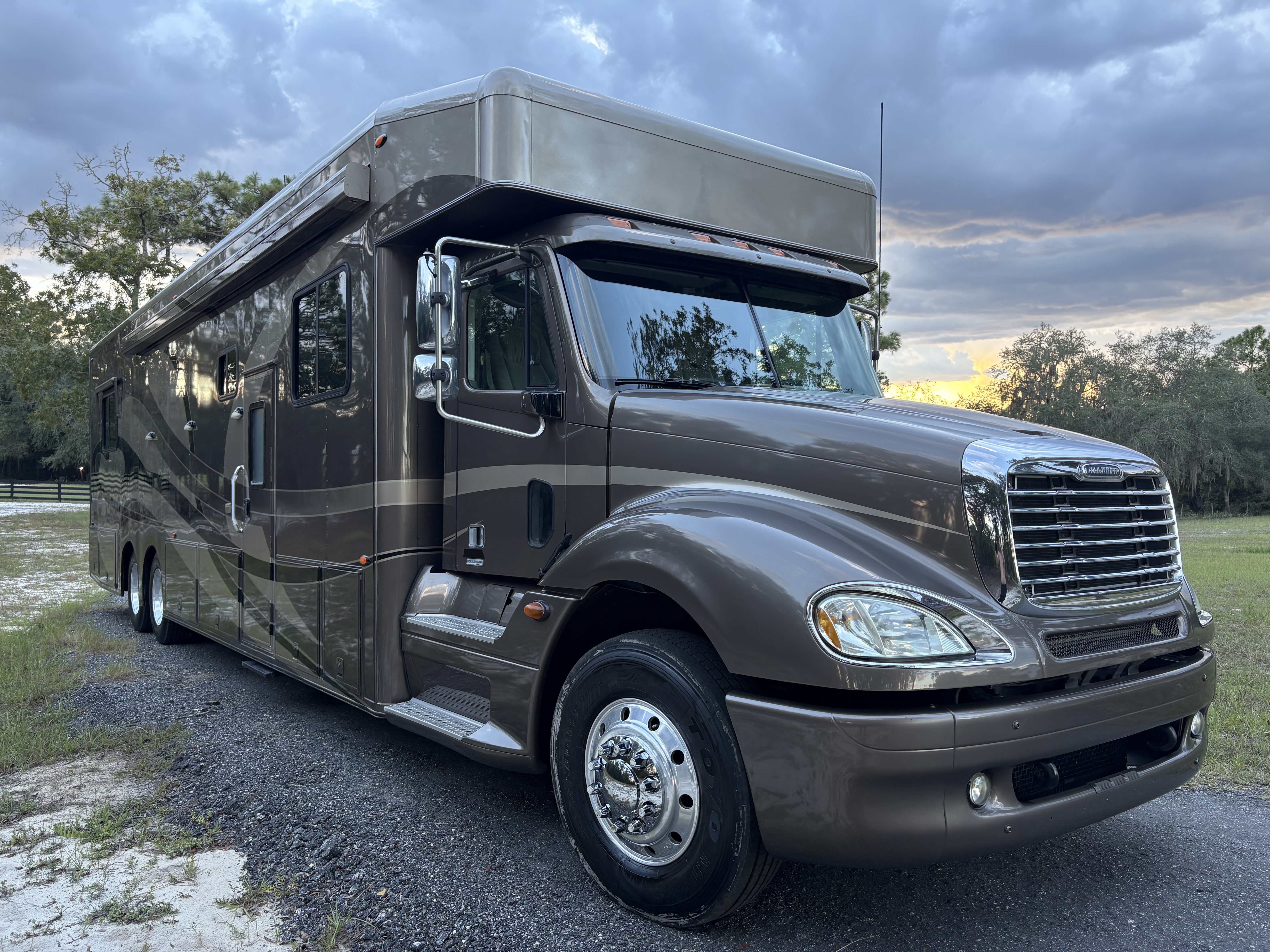 Used 2007 NRC 45' Motorcoach